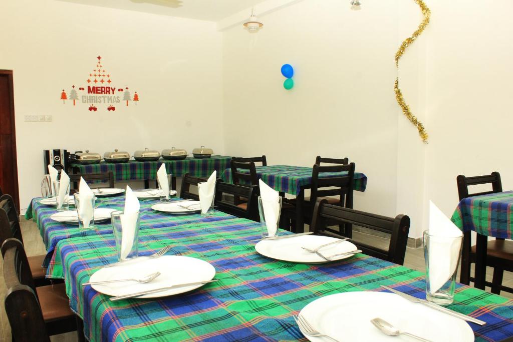 Restaurant Hall Dining